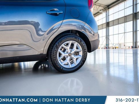 Used 2022 Kia Soul LX w/ Technology Package image 30
