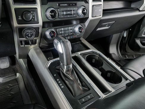 Used 2020 Ford F150 Platinum w/ Equipment Group 701A Luxury AWD/4WD image 17