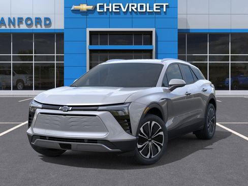 New 2026 Chevrolet Blazer EV LT image 6