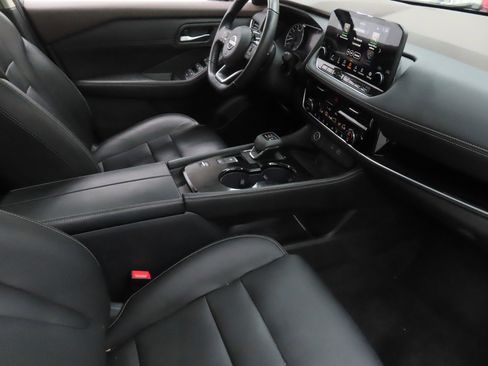 Used 2023 Nissan Rogue SL w/ SL Premium Package image 25