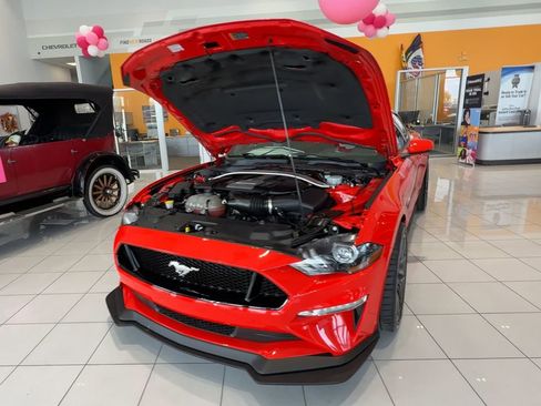 Used 2018 Ford Mustang GT Premium w/ Performance Package - Level 2 image 4