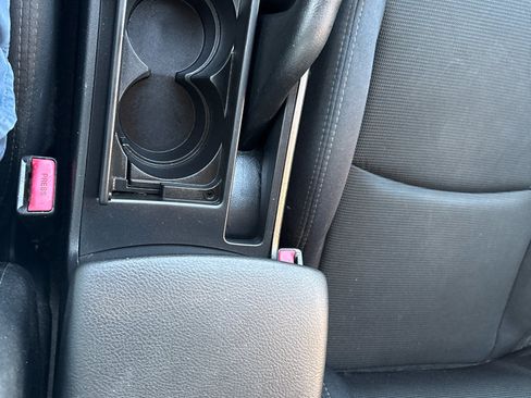 Used 2011 MAZDA MAZDA3 s Sport w/ Tech Pkg image 27