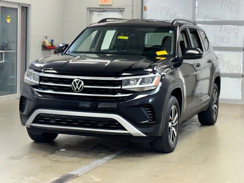Used 2023 Volkswagen Atlas SE FWD image 3