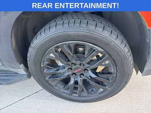 Used 2022 GMC Yukon SLT w/ SLT Premium Package RWD image 3