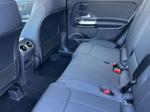 New 2026 Mercedes-Benz GLB 250 4MATIC image 12