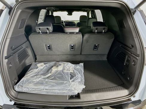 New 2026 Chevrolet Traverse RS AWD/4WD image 29