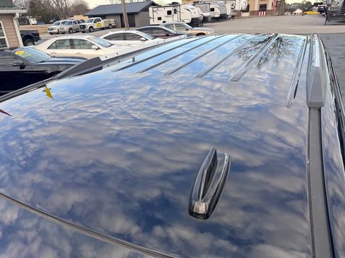 Used 2019 Chevrolet Tahoe Premier image 12