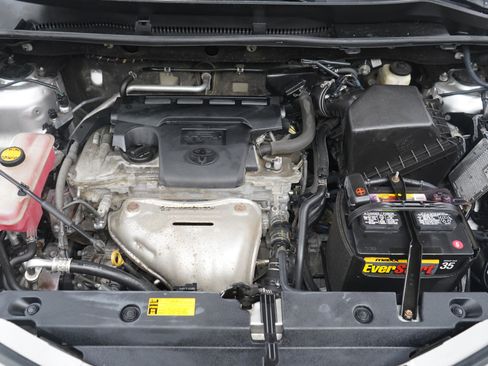 Used 2015 Toyota RAV4 XLE AWD/4WD image 28