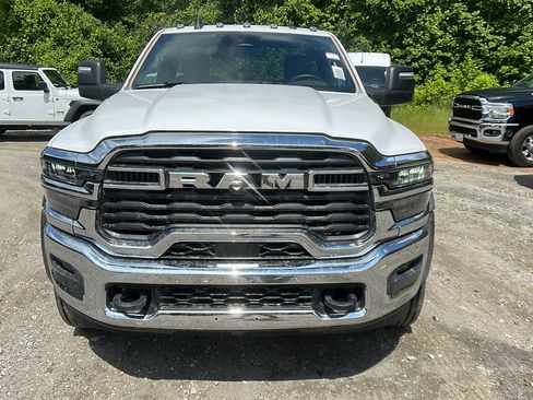 New 2025 RAM 5500 Tradesman image 3