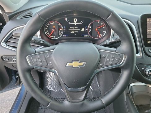 Used 2024 Chevrolet Malibu LT image 21
