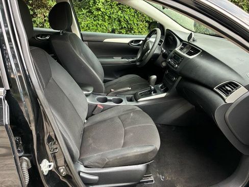 Used 2017 Nissan Sentra S FWD image 27