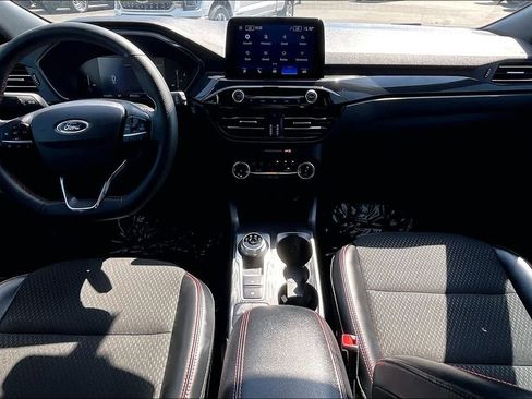 Used 2025 Ford Escape ST-Line FWD image 9