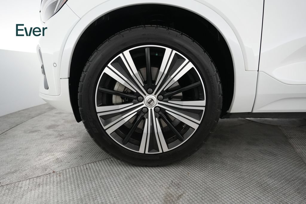 Used 2023 Volvo C40 P8 Recharge Plus AWD/4WD image 20