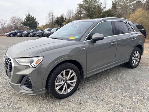Used 2025 Audi Q3 2.0T Premium w/ Convenience Package image 1