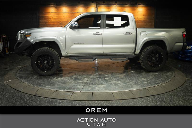 Used 2017 Toyota Tacoma Limited w/ Tow Package AWD/4WD image 1