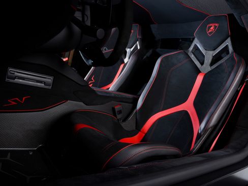 Used 2016 Lamborghini Aventador LP 750-4 Superveloce image 5