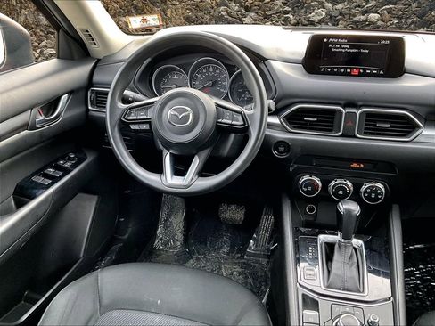 Used 2017 MAZDA CX-5 Sport image 5