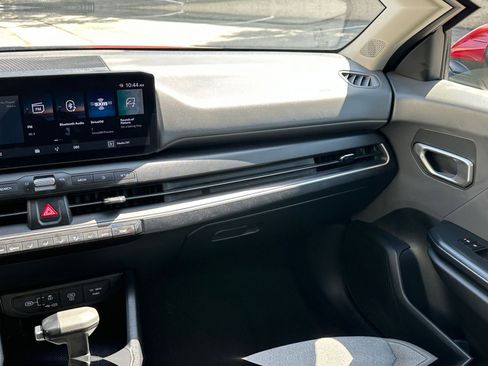 Used 2025 Kia K4 FWD image 34