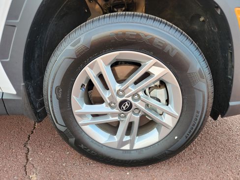 Certified 2025 Hyundai Tucson SE AWD/4WD image 7