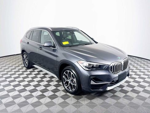 Used 2022 BMW X1 xDrive28i image 3