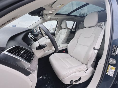 Used 2023 Volvo XC90 B5 Plus w/ Protection Package image 13