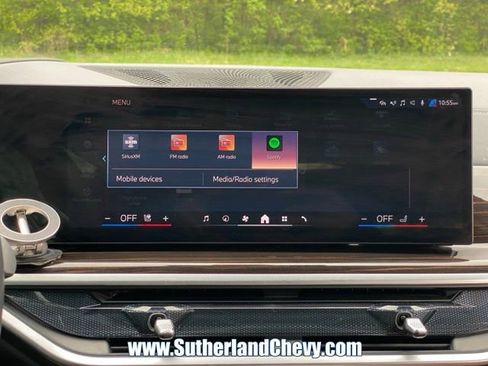 Used 2025 BMW X7 xDrive40i w/ Executive Package image 31