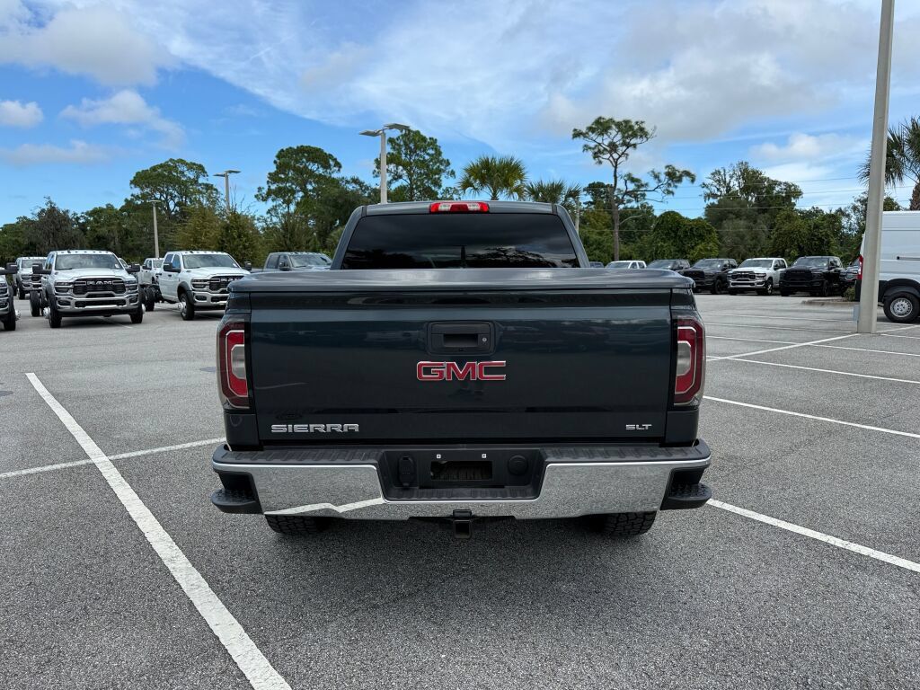 Used 2018 GMC Sierra 1500 SLT w/ SLT Premium Package AWD/4WD image 4
