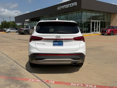 Used 2023 Hyundai Santa Fe SE FWD image 5