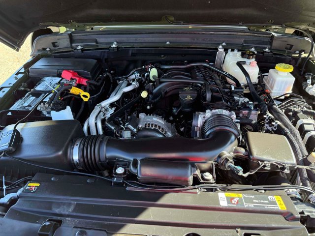 Used 2022 Jeep Gladiator Mojave AWD/4WD image 18