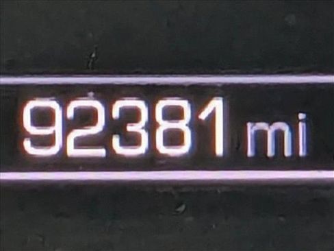 Used 2017 GMC Canyon SLT w/ Driver Alert Package image 11