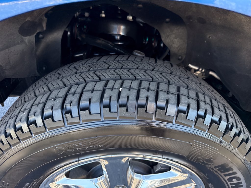 Used 2025 Ford F150 XLT w/ Equipment Group 302A MID AWD/4WD image 17