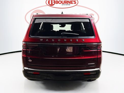Used 2024 Jeep Wagoneer Series II image 10