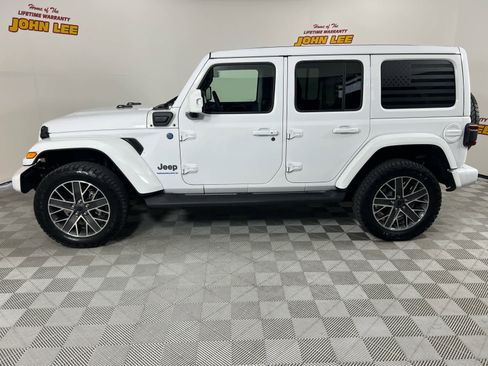 Used 2024 Jeep Wrangler High Altitude AWD/4WD image 8