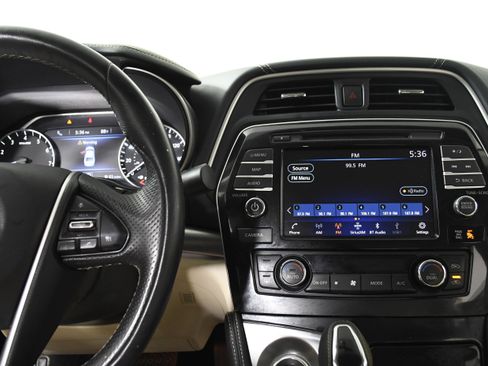 Used 2019 Nissan Maxima 3.5 SL w/ Floor Mat Group image 16