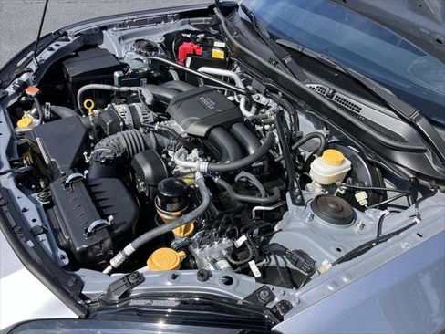 Certified 2025 Toyota GR86 Premium RWD image 31