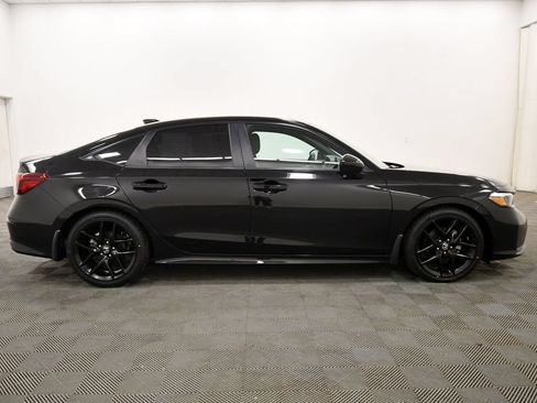 Certified 2025 Honda Civic Sport image 9