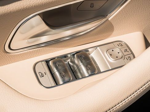 New 2026 Mercedes-Benz GLE 450 4MATIC image 38