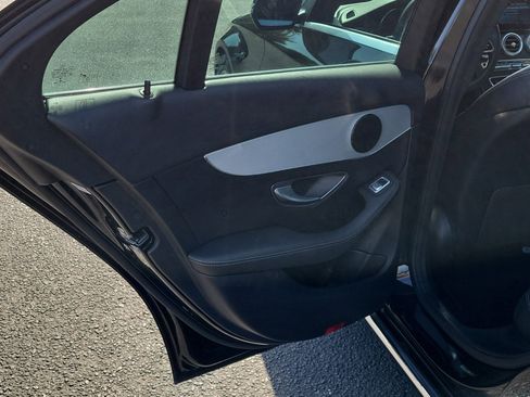 Used 2019 Mercedes-Benz C 300 Sedan image 13