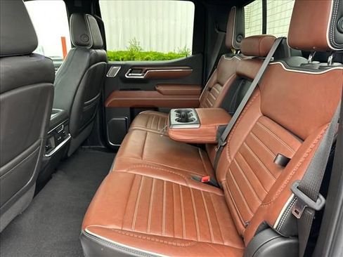 Certified 2024 GMC Sierra 1500 Denali Ultimate AWD/4WD image 19