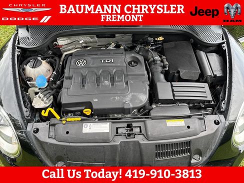 Used 2015 Volkswagen Beetle TDI FWD image 18