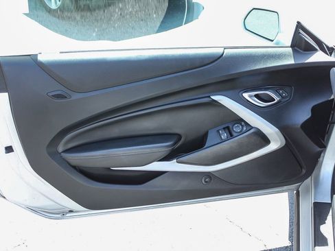 Used 2019 Chevrolet Camaro SS RWD image 23
