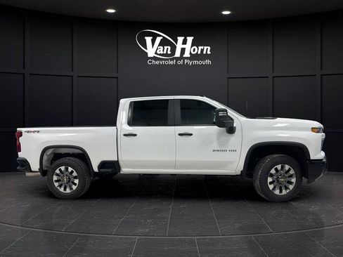 New 2026 Chevrolet Silverado 2500 Custom w/ Custom Value Package image 2