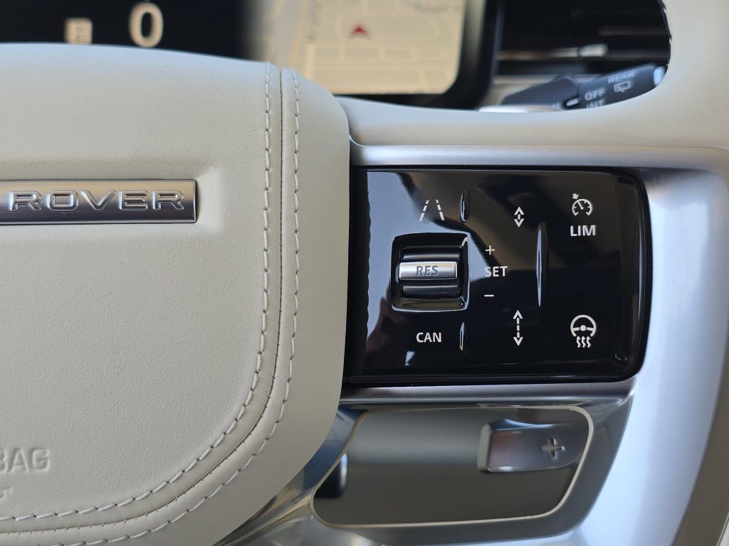 New 2025 Land Rover Range Rover SV AWD/4WD image 18