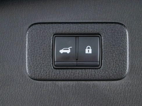 Used 2023 Nissan Armada SL w/ Midnight Edition Package AWD/4WD image 33