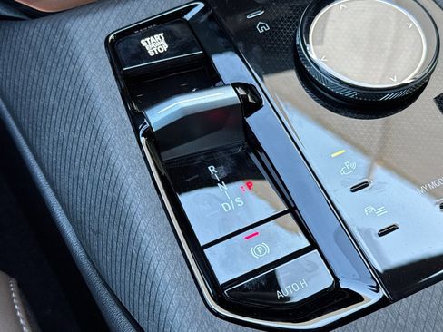 Used 2026 BMW X3 xDrive30 w/ Convenience Package image 15