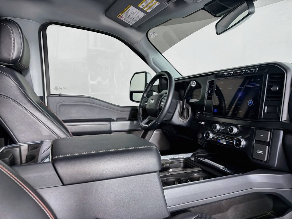 Used 2024 Ford F250 Lariat w/ Chrome Package AWD/4WD image 32