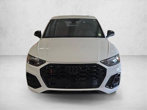 Used 2024 Audi SQ5 Premium Plus w/ Premium Plus Package AWD/4WD image 2