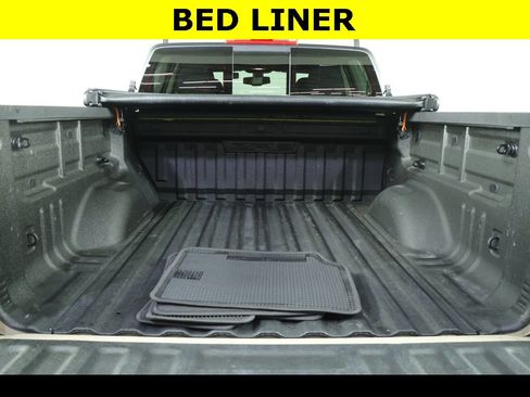 Used 2021 Chevrolet Colorado ZR2 image 10