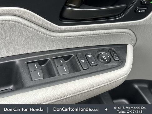 Used 2024 Honda Odyssey EX-L image 11