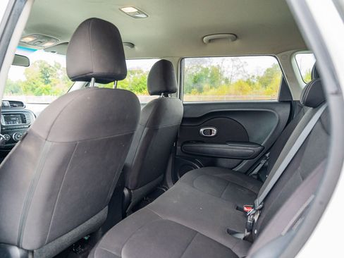Used 2018 Kia Soul image 15